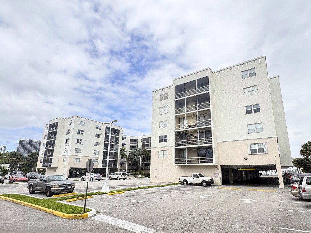 Carlton Bay Condo